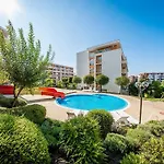 Sea Paradise 2-room Seafront In Sveti Vlas 公寓