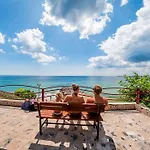 Appartamento Sea Paradise 2-room Seafront In Sveti Vlas *