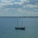 Sea Paradise 2-room Seafront In Sveti Vlas