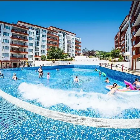 Sea Paradise 2-room Seafront In Sveti Vlas * בורגאס