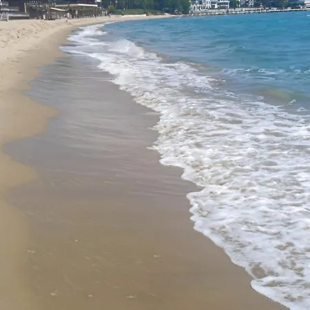 Sea Paradise 2-room Seafront In Sveti Vlas Appartement