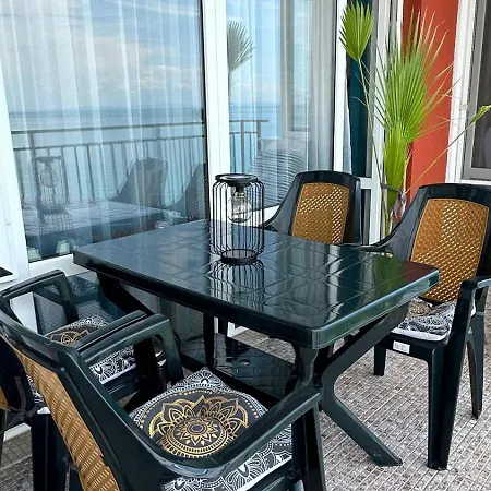 شقة Sea Paradise 2-room Seafront In Sveti Vlas *