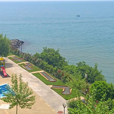 Sea Paradise 2-room Seafront In Sveti Vlas *